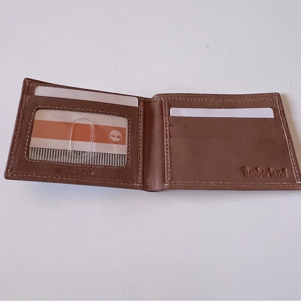 TIMBERLAND MENS LEATHER BIFOLD WALLET TAN NWT
